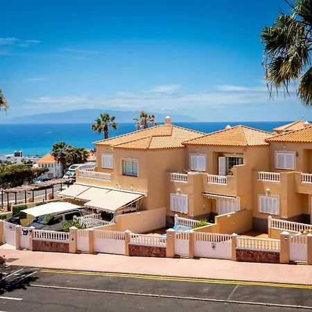 Del Duque Ocean View Terrace Apartman *